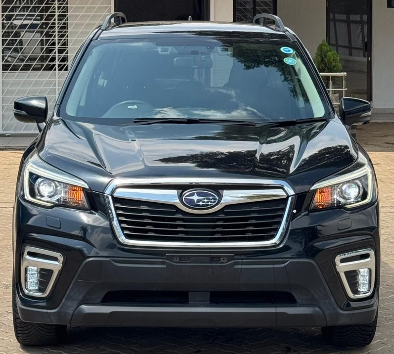 
								Subaru Forester full									