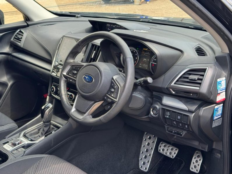 
								Subaru Forester full									