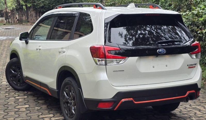 
								Subaru Forester SK9 Xbreak full									
