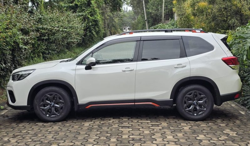 
								Subaru Forester SK9 Xbreak full									