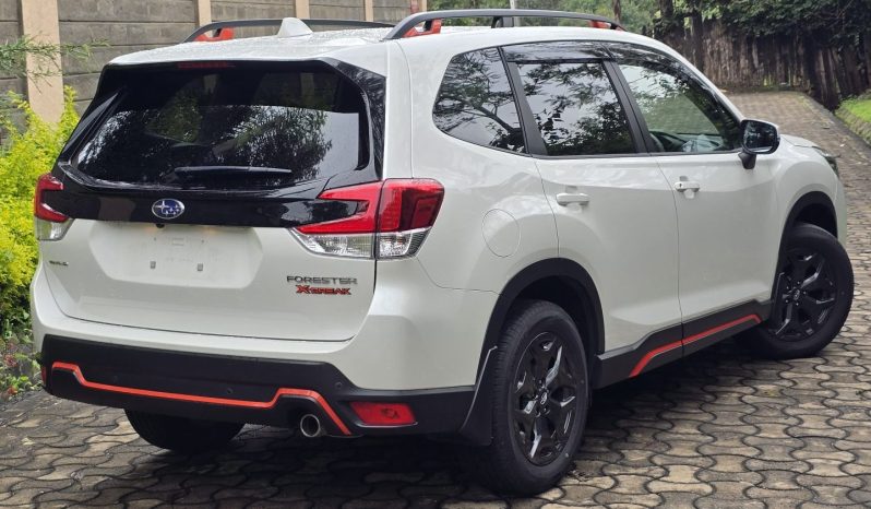 
								Subaru Forester SK9 Xbreak full									