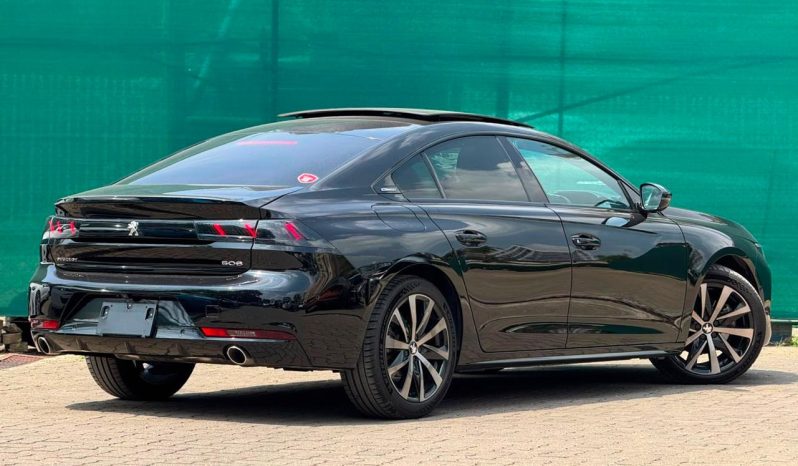 
								Peugeot 508 full									
