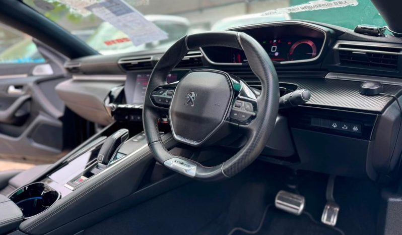 
								Peugeot 508 full									