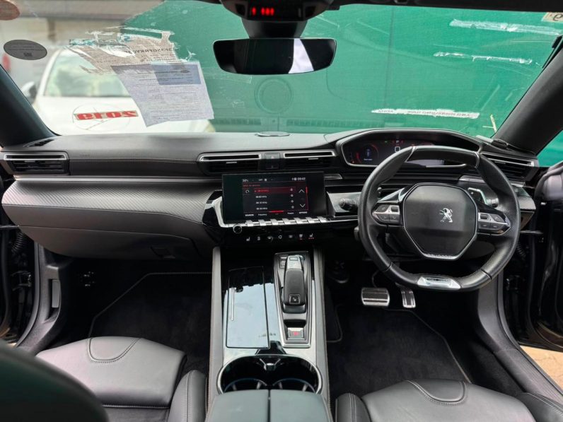 
								Peugeot 508 full									