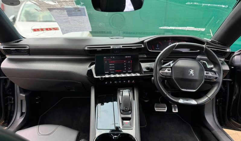 
								Peugeot 508 full									