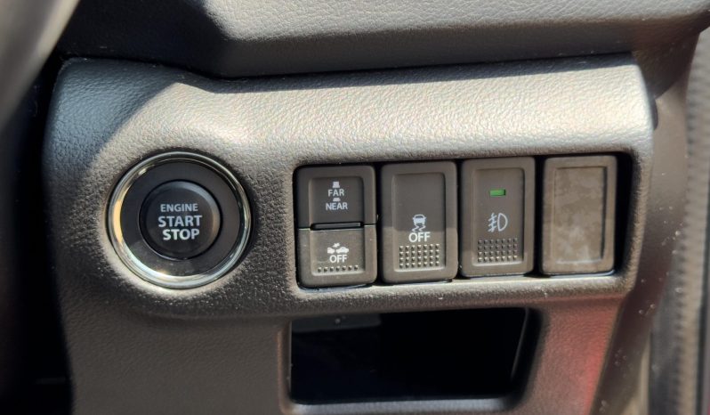 
								Suzuki SX4-S-CROSS full									