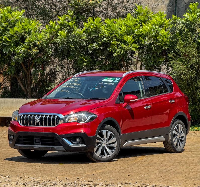 
								Suzuki SX4-S-CROSS full									