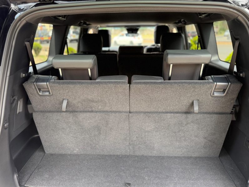 
								Toyota Land Cruiser J250 full									