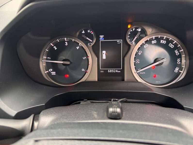
								Toyota Land Cruiser Prado TXL full									
