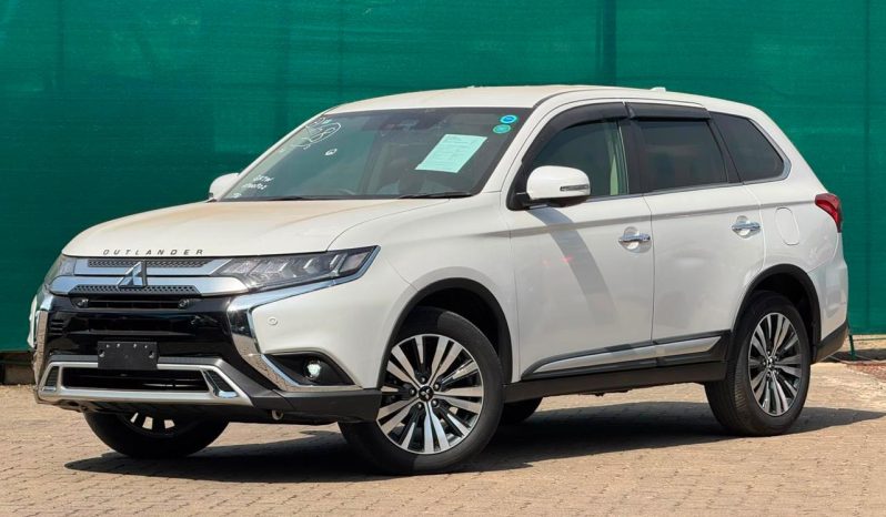 
								Mitsubishi Outlander full									