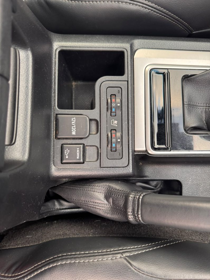 
								Toyota Land Cruiser Prado TXL full									