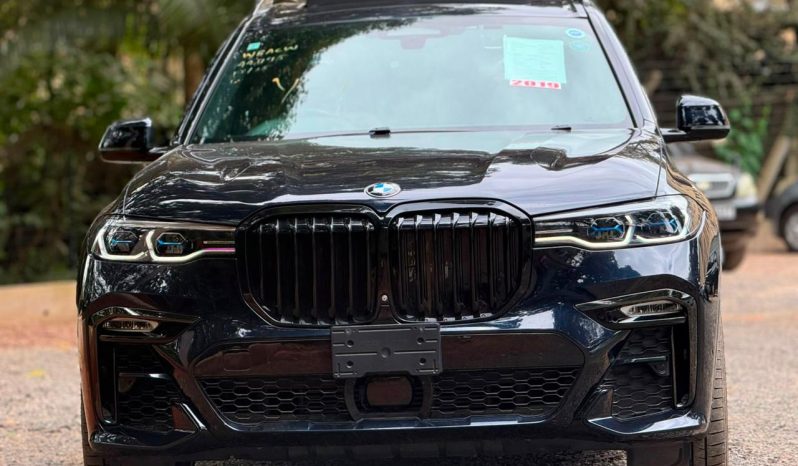 
								BMW X7 full									