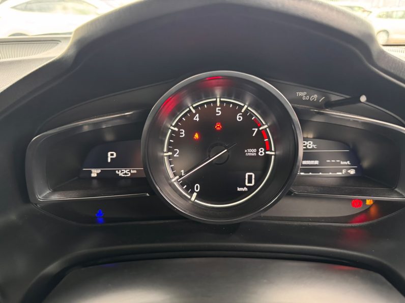 
								Mazda Axela full									