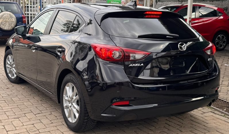 
								Mazda Axela full									