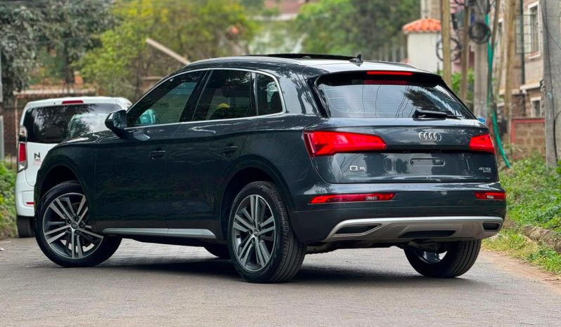 
								AUDI Q5 TDI QUATTRO full									