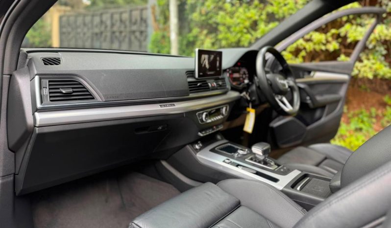 
								AUDI Q5 TDI QUATTRO full									