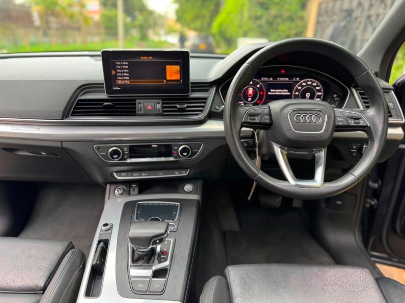 
								AUDI Q5 TDI QUATTRO full									