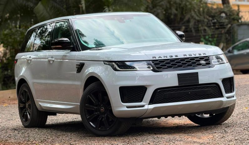 
								Range Rover Sport HSE full									