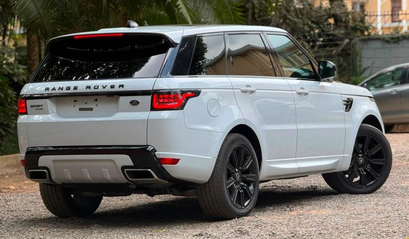 
								Range Rover Sport HSE full									