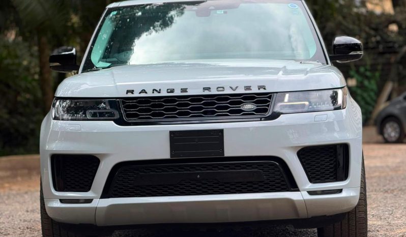 
								Range Rover Sport HSE full									