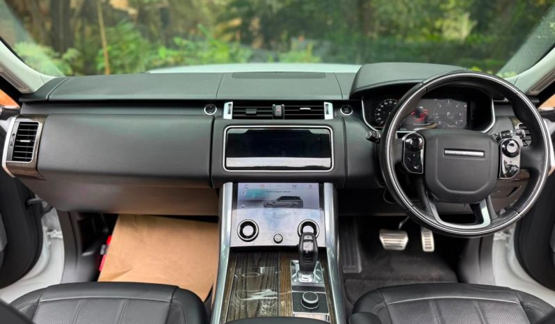 
								Range Rover Sport HSE full									