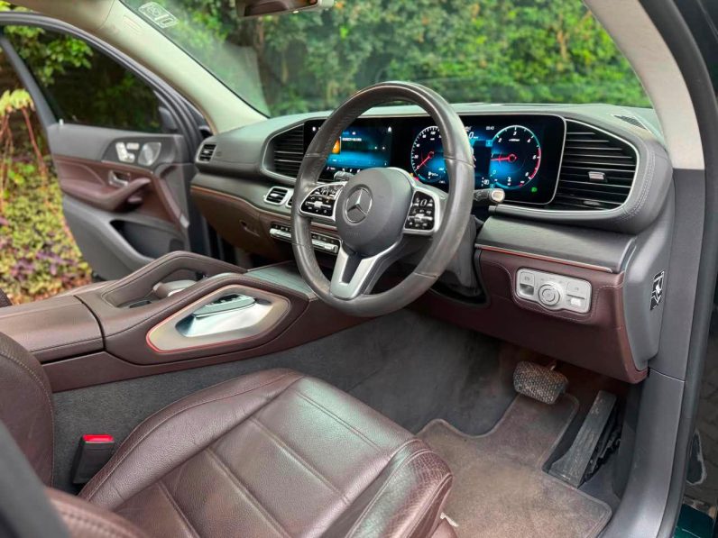 
								Mercedes Benz GLE 300D full									