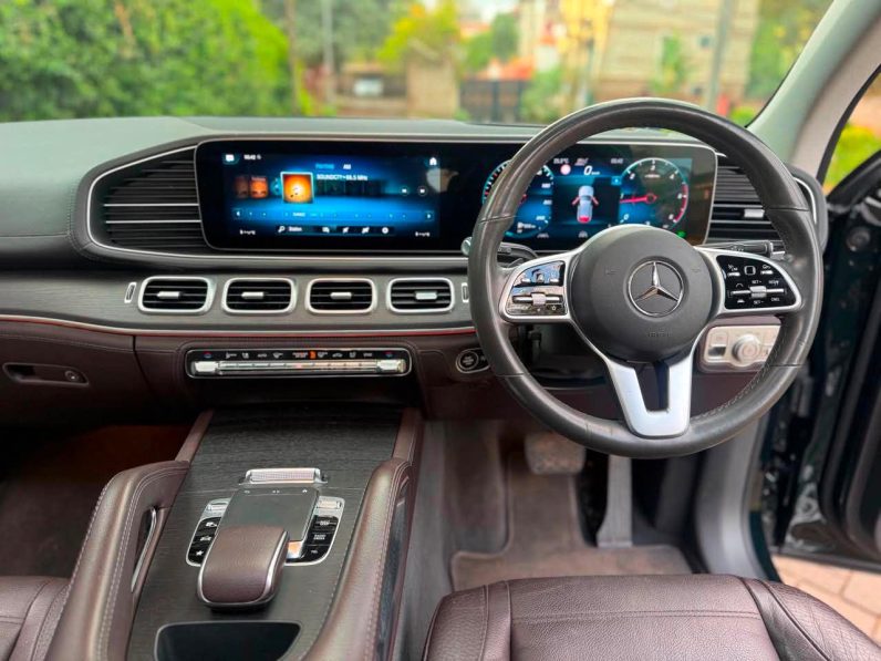 
								Mercedes Benz GLE 300D full									