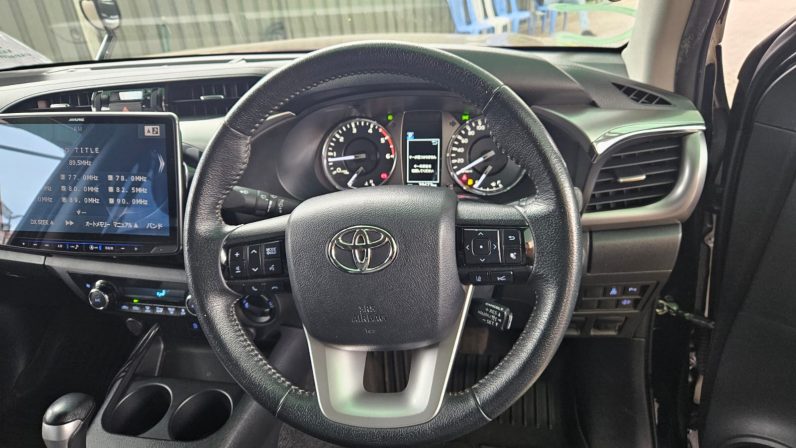 
								Toyota Hilux full									