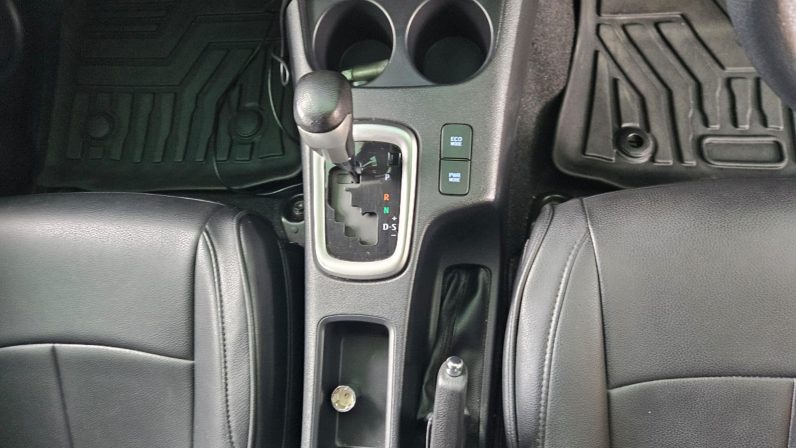 
								Toyota Hilux full									