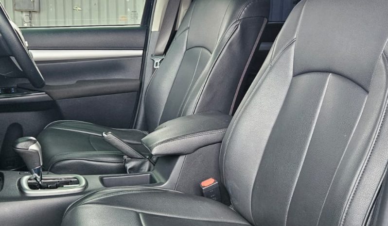 
								Toyota Hilux full									