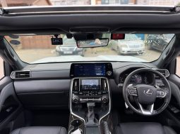 Lexus LX600