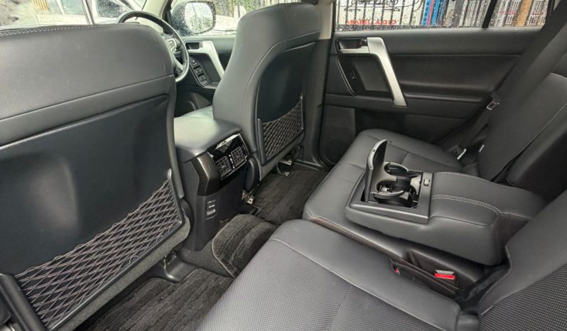 
								Toyota Prado TXL full									