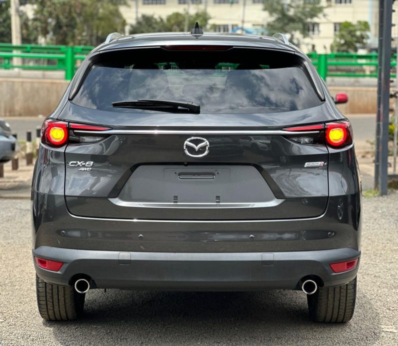 
								Mazda CX-8 full									
