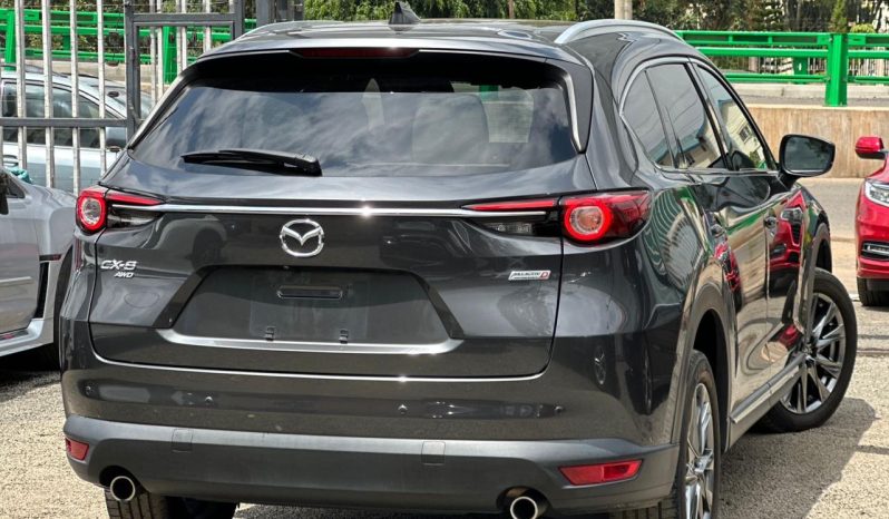 
								Mazda CX-8 full									