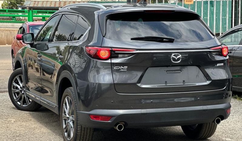 
								Mazda CX-8 full									