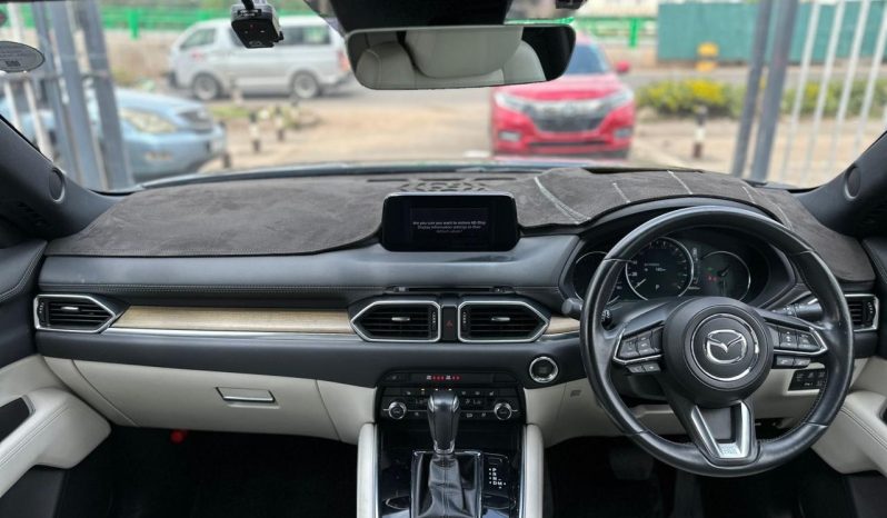 
								Mazda CX-8 full									