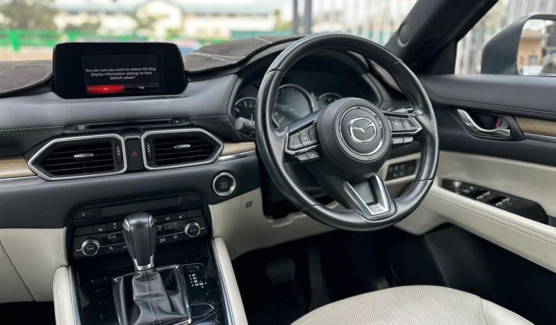 
								Mazda CX-8 full									