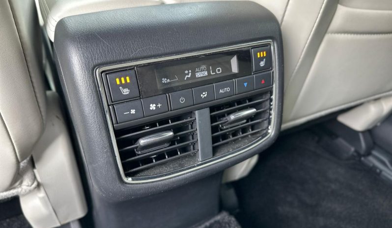 
								Mazda CX-8 full									