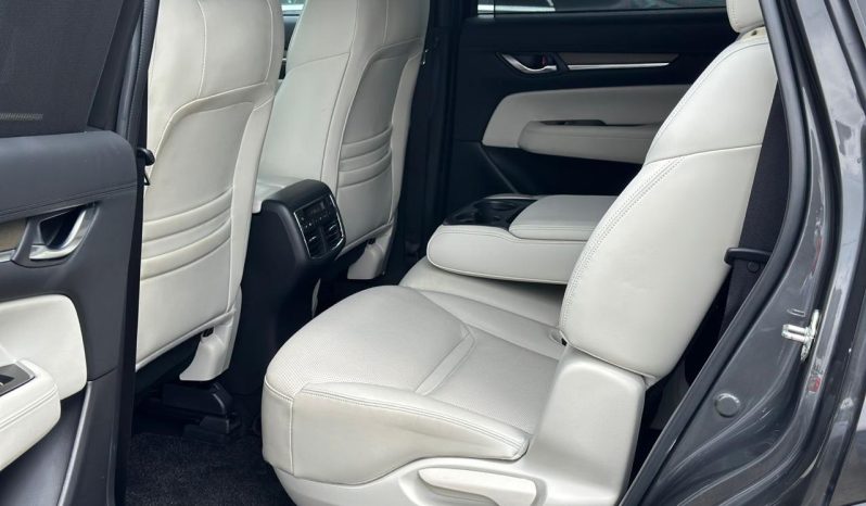 
								Mazda CX-8 full									