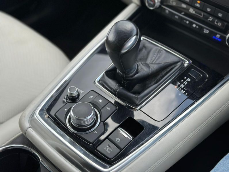 
								Mazda CX-8 full									