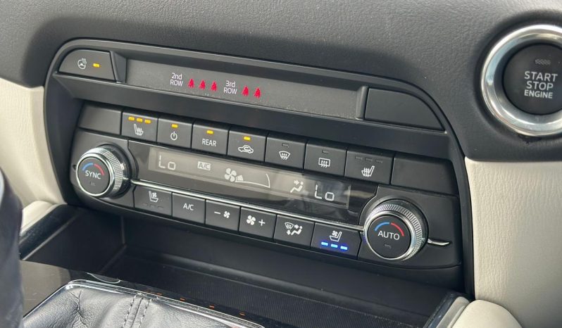 
								Mazda CX-8 full									