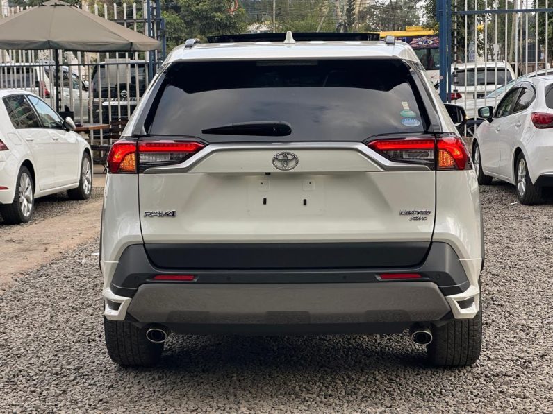 
								Toyota Rav4 full									