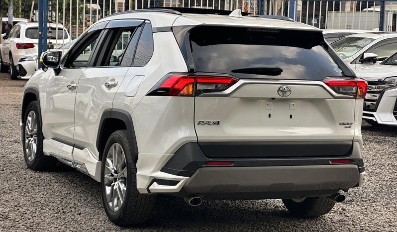 
								Toyota Rav4 full									
