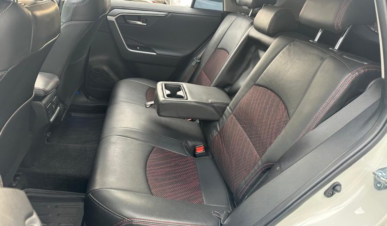 
								Toyota Rav4 full									