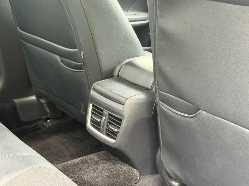 
								Honda Insight full									