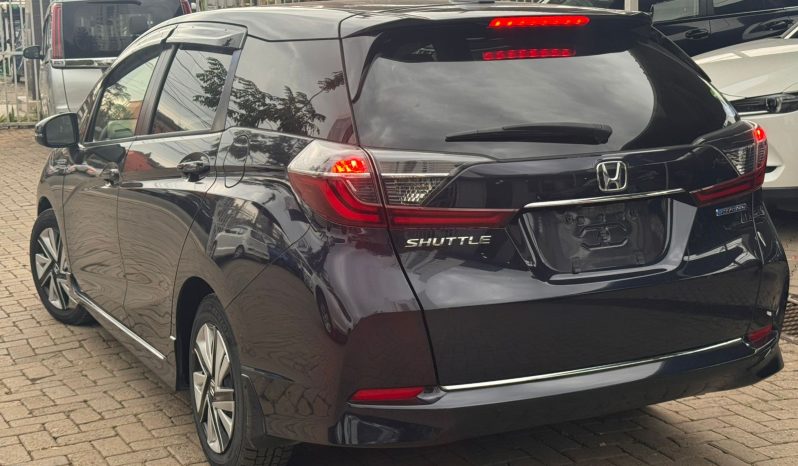 
								Honda Fit Shuttle full									