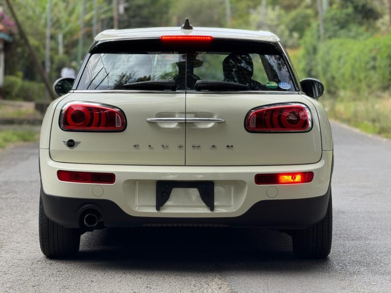 
								Mini Cooper Clubman full									