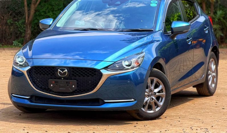 
								Mazda 2 full									