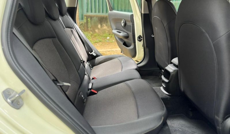
								Mini Cooper Clubman full									