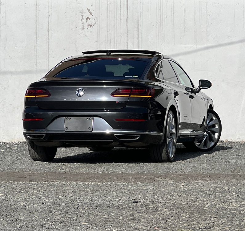 
								Volkswagen Arteon full									